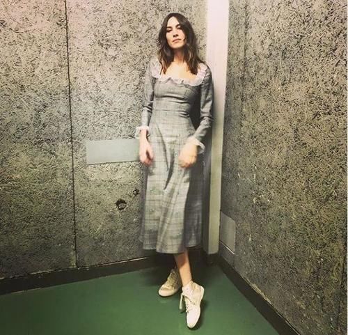 纱裙，穿出若隐若现的性感与梦幻