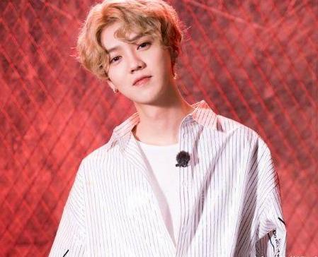 真相大白: 国民闺女恋情属炒作, 剧未播完早已分手, 嫌弃男方年纪