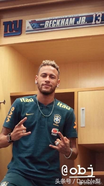 内马尔被犯规，对方的回应却引起热议，网友：真够LOW的