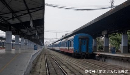  [车站]火车靠近车站时，为什么要锁着厕所听工作人员这么说