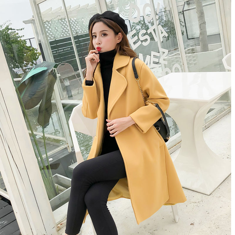 臃肿的棉服别穿了,今年流行这样的呢大衣,洋气高贵上档次,美爆