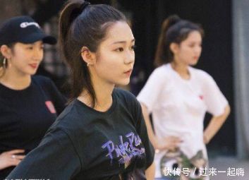 火箭少女近况，发布会和行程被取消，网友：谣言不攻自破