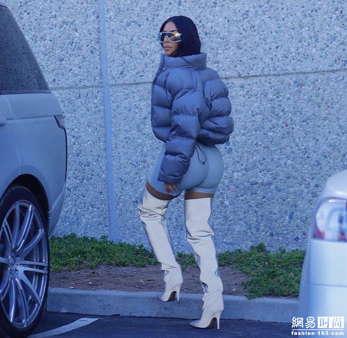 卡戴珊这么富 但她穿的衣服真的都不是啥值钱货