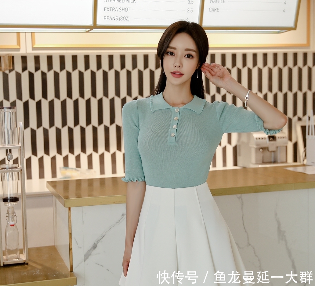 『春天』翠绿色短袖配白色百褶裙,马卡龙式配色,做甜美的小仙女