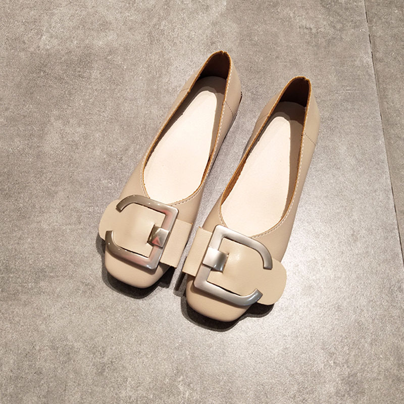 朋友真聪明，出门只穿这种“仙女鞋”，洋气显高又有范