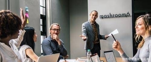  【情商】领导说辛苦了，怎样的回复领导会满意？情商高的人会这样做