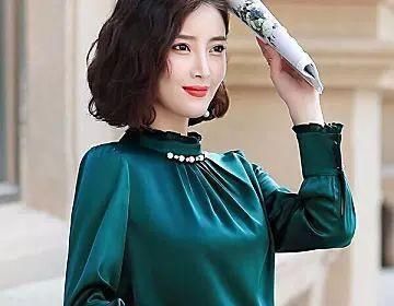  『女人』奔三奔四女人别穿的太俗气,这几款时髦洋气的雪纺衫,减龄又显瘦