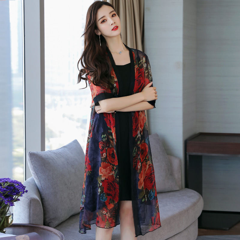 马上九月份如果你四五十岁，可以选这几款秋装，洋气还减龄