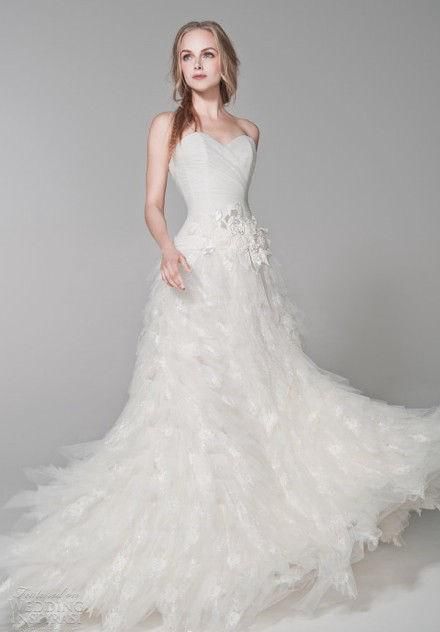 12个“婚纱礼服”设计，似乎每个女孩都对穿上婚纱有美好的憧憬！