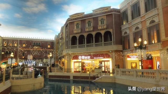 我国一个“土豪”城市，人均GDP达50万，这也是一个购物天堂