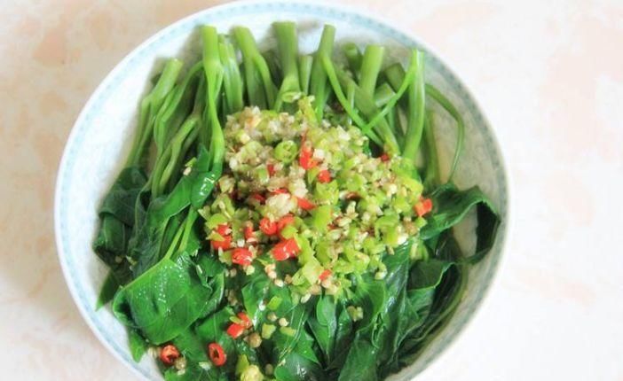  「暗藏」农村地里没人要的野菜，暗藏“4大功效”，超市都抢疯了