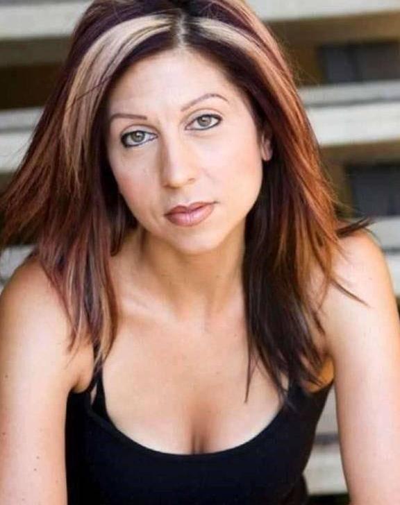 国外一女子从120斤瘦到了30斤,真的是瘦成了一道闪电