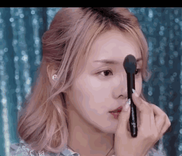 再忙再热也不脱妆?7步get舒淇赵薇同款无瑕底妆