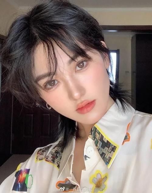  好看@女生短发有多好看？剪发是会让人上瘾的！女生看了都爱了！