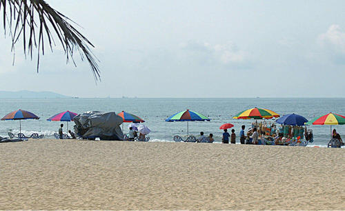 “中国第一滩”现在已经不在辉煌了，游客稀少，你有去过吗？