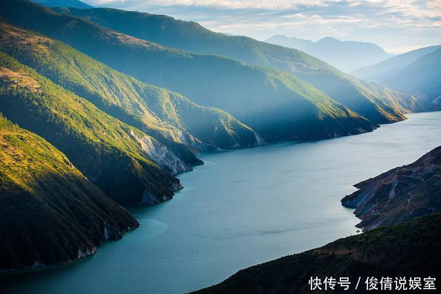 中国再建逆天工程, 3000米高原建设大坝, 顶1.5个三峡