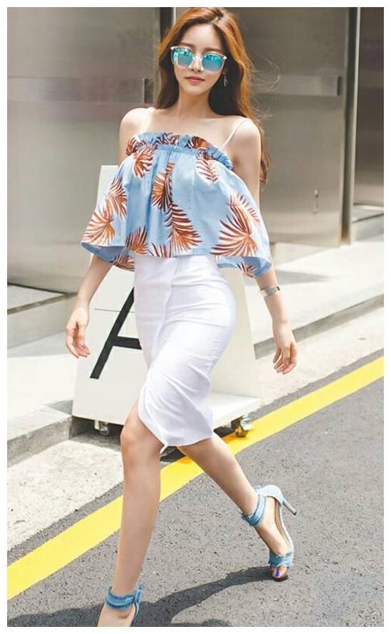 街拍：图8粉色系的少女，青春靓丽让人感觉像是初恋的味道！