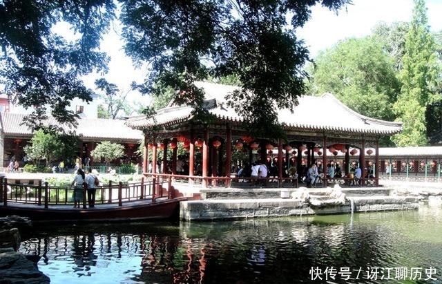 全球第一豪宅在北京,一根柱子价值27亿,内设银銮殿