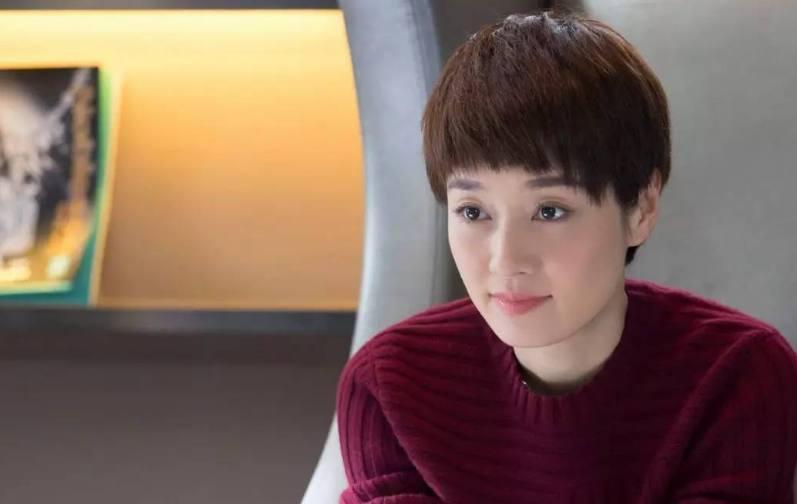 墙都不服就服马伊璃!制造金句能力惹人赞,4字