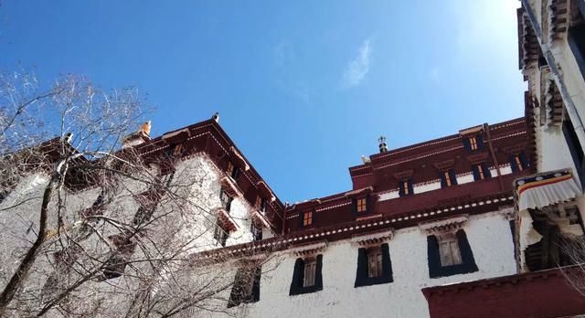 青藏线难，川藏线美，一入西藏误终身