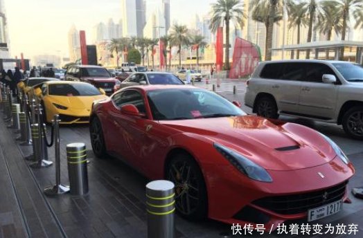 在遍地土豪的迪拜，一百人民币可以买些什么说出来你可别不信