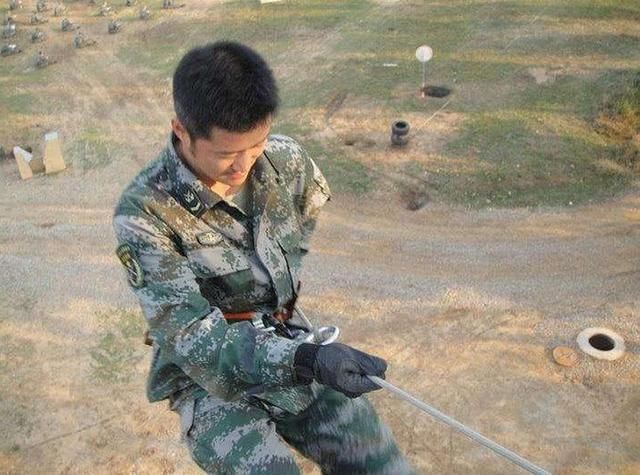 战狼3开机新消息，吴京因发福缺阵?网友:进化版加农炮出场!