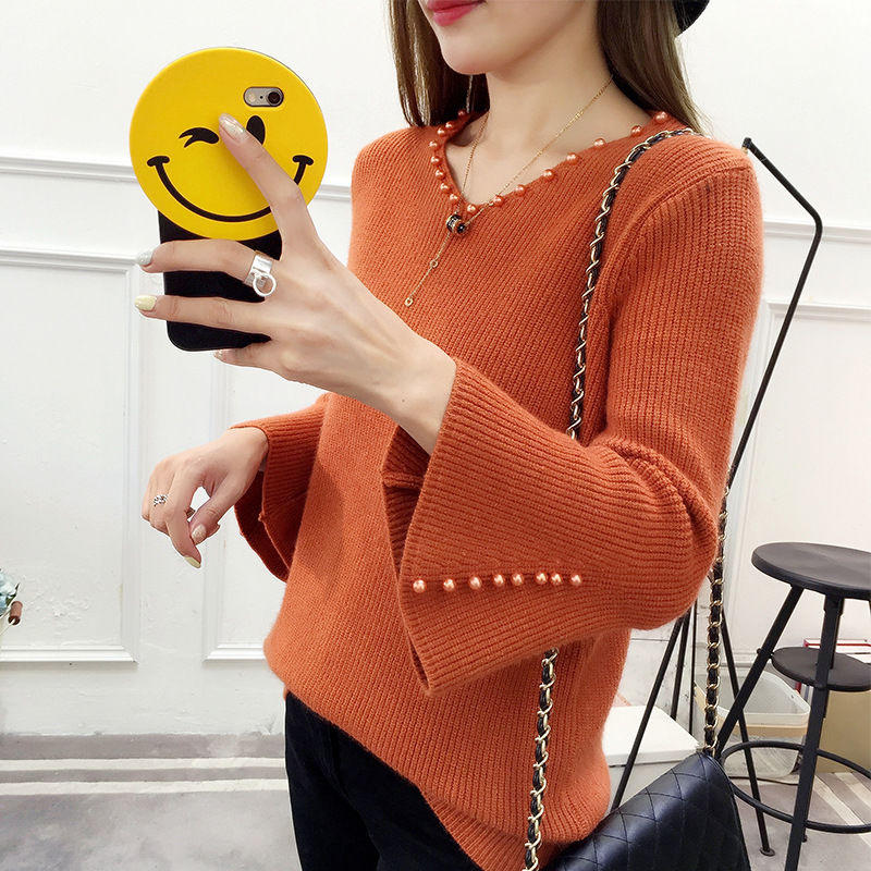 秋老虎还没走!别急着买风衣!现流行这针织衫，6070后穿太美