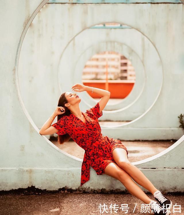 「拍照姿势」花样奇怪的拍照pose,练就一身过硬本领,当票圈摄影第一名!