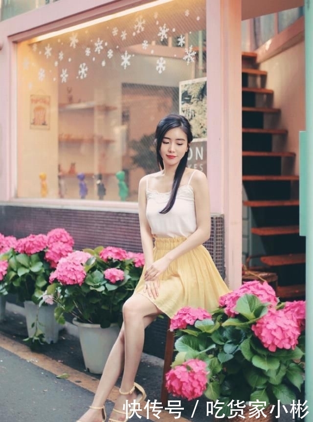 气质|不挑身材的半身裙,让你自在搭配,秀出优雅娇俏的气质
