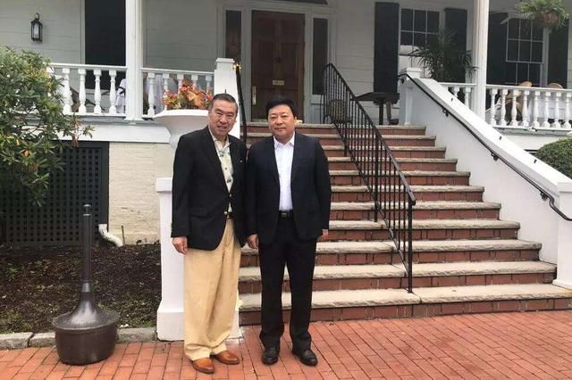 周立波霸气回应断背山故事为骗局，炮轰王志安是搅屎棍脑残采访