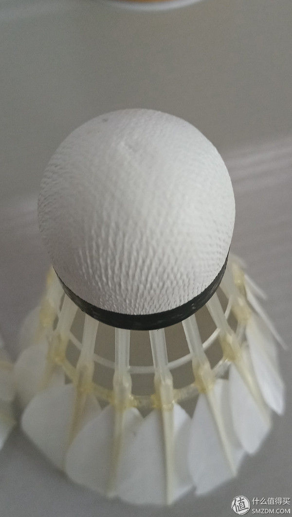 两款低价羽毛球的详细对比!