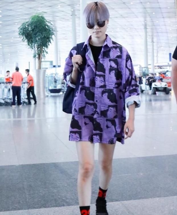 李宇春你变了，变得越来越有女人味，大玩下衣失踪魅力不输杨幂!