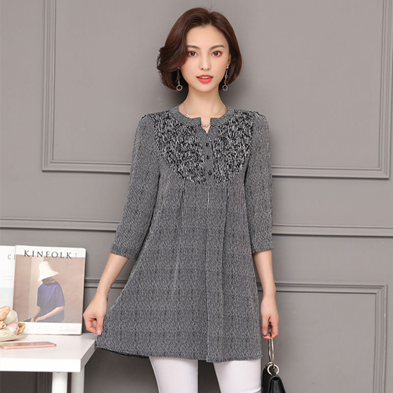 今年流行的秋装，大方优雅，聚会逛街全搞定，时髦端庄有韵味