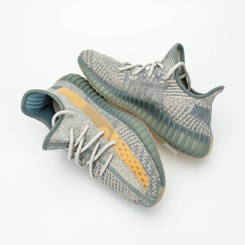  #上脚#Yeezy 350 V2 新配色首次曝光！这上脚效果你可以吗？