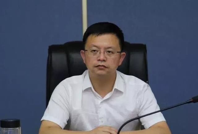  【牌子】谢胜主持召开市委常委（扩大）会议