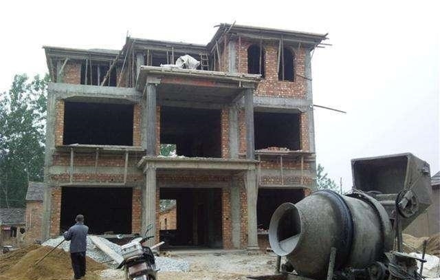  「老房」老房拆了重建也不准, 楼层加高也不准, 有宅基地也不准