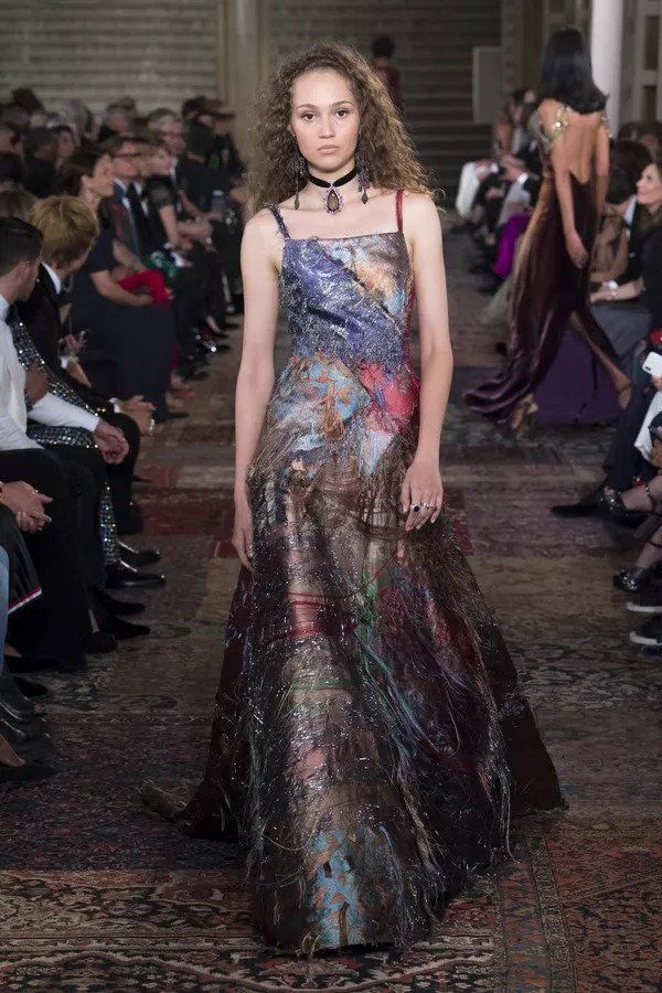 请来半个娱乐圈的Ralph Lauren大秀，到底有什么值得看?