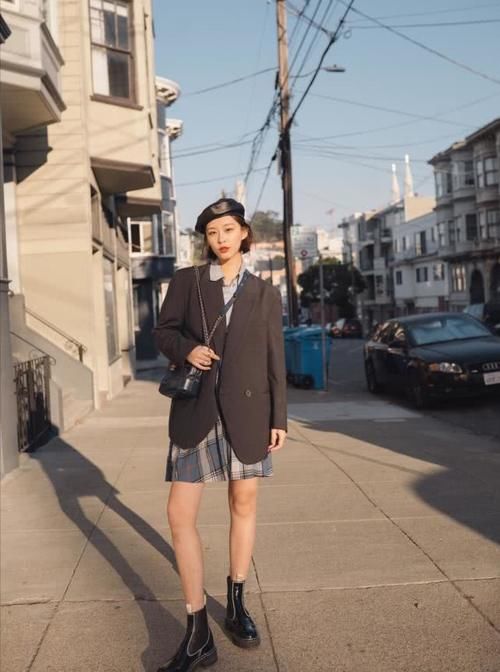 『女人味』好看又时髦,十套优雅精致的春装搭配,尽显温柔可人的小女人味