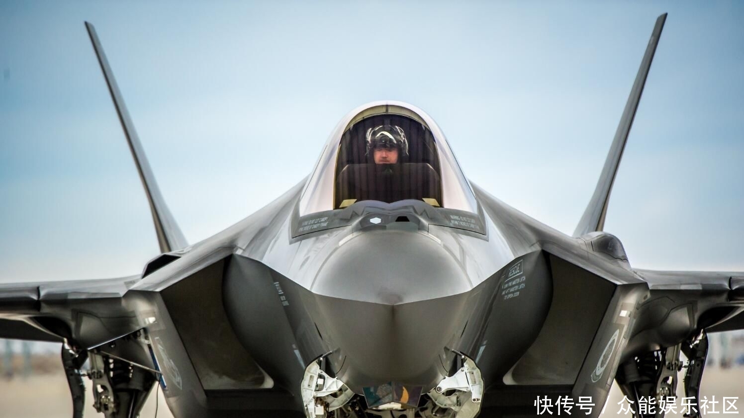  #美军#F-35再爆出大问题，最多只能飞一分钟，美军无法解决