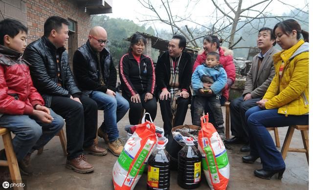 定了，下个月起，农村扶贫政策新变化，这几类农民要注意了