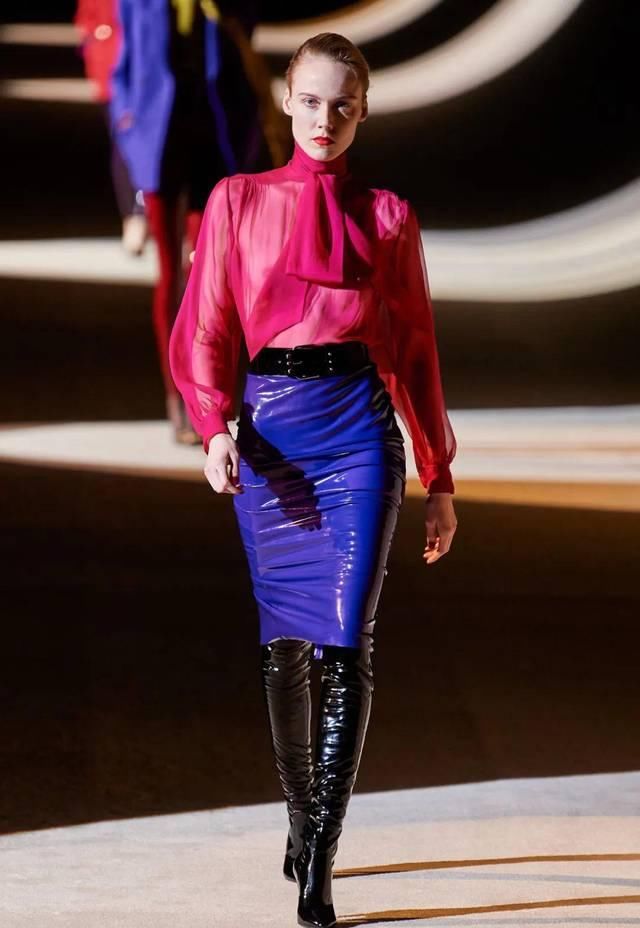  『系列』一场关于女性自我解放的革命：Saint Laurent 2020秋冬时装系列！