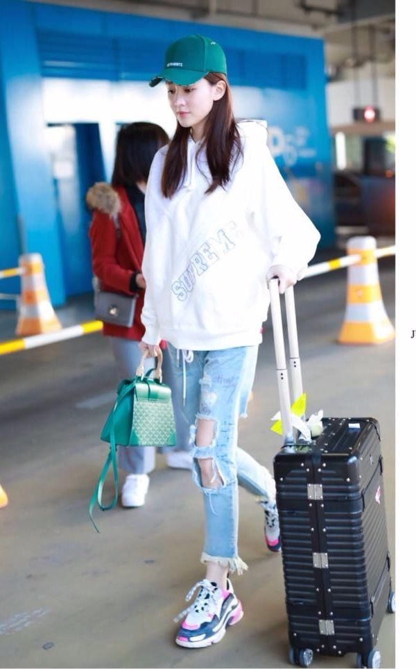 乔欣方脸才是“清流脸“，根本不用瘦！网友：素颜够真实，腿够长