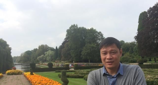  前国@前国足队长范志毅巅峰期什么水平？英超豪门争抢
