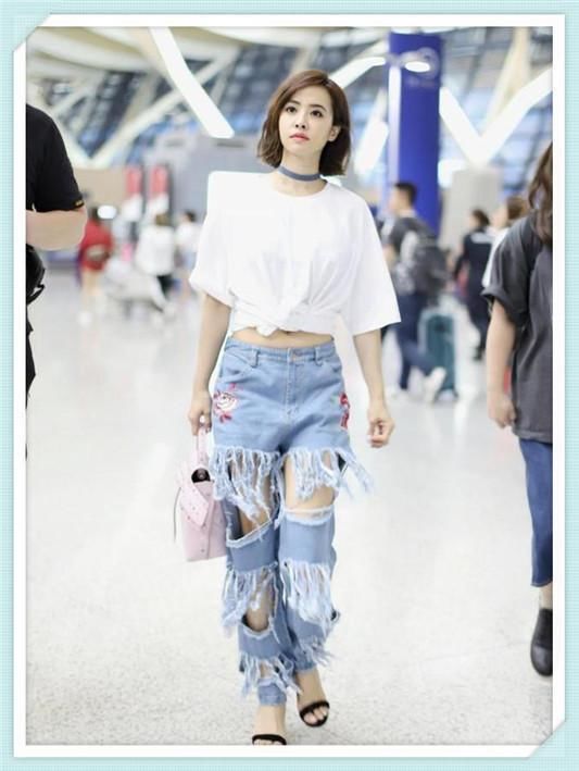 蔡依林太牛了！外套居然能当披肩用，网友：天后气场果然不一般！