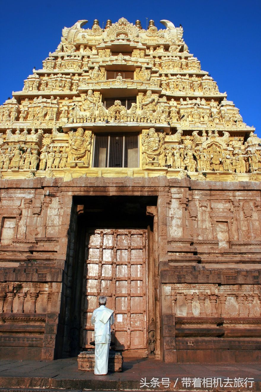 环游世界十年，他拍下了世界各国不同的“门”