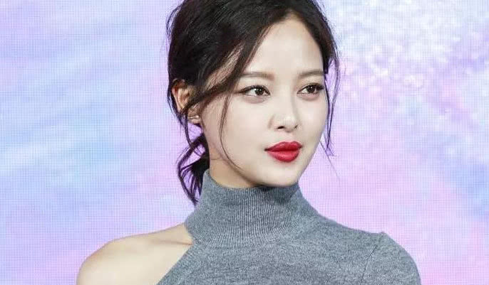 短发这么火，什么长度最好看？江疏影辛芷蕾的锁骨短发，时髦炸了