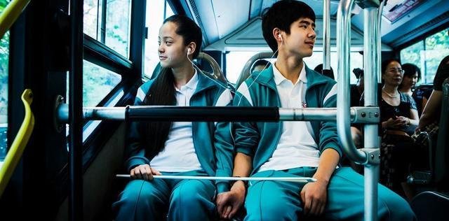 『刘昊然』刘昊然疑似接新代言,这张侧颜生图让人爱了!