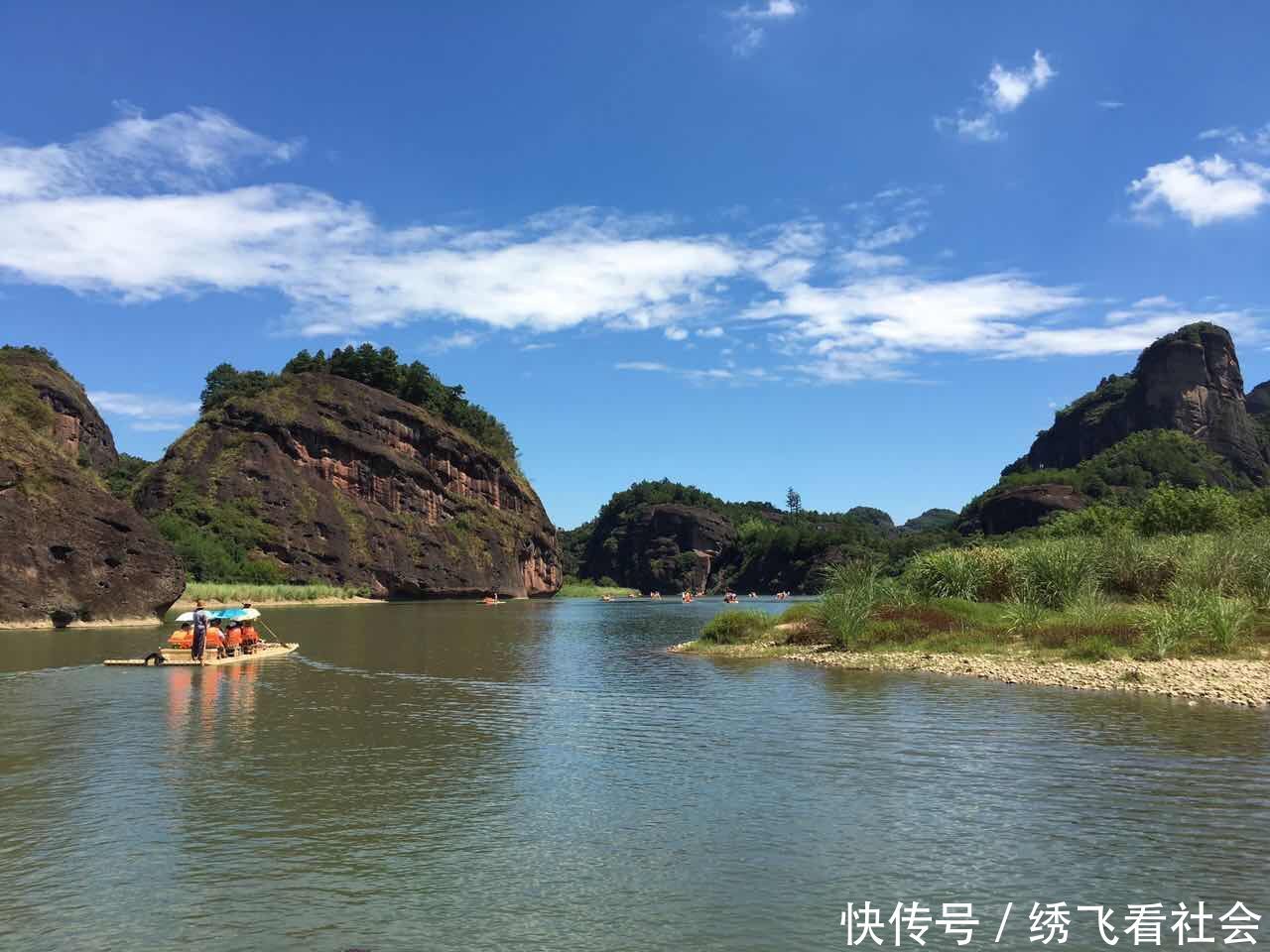 这个景区又贵又坑，很多人都上过当，游客：一群假道士就知道骗钱