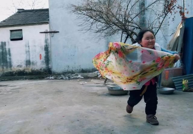  赵彬：看完这个外卖小哥的朋友圈，我惊了