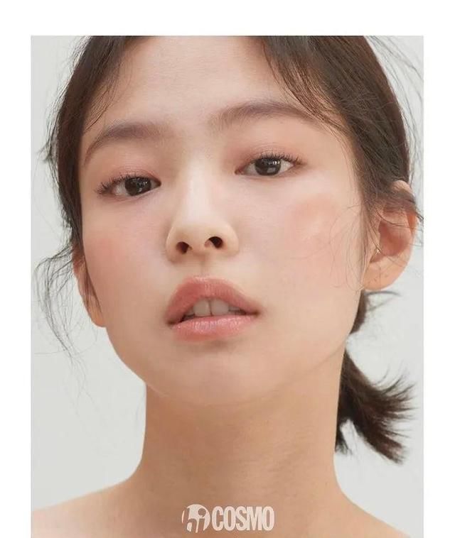 「安排」彩妆迷｜Jennie的仿妆终于安排上了！超大惊喜